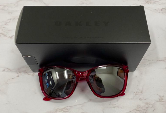 Oakley Women