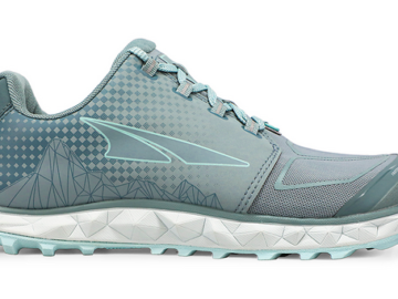 *Super HOT* Men’s & Women’s Altra Superior 4.5 Trail Running Shoes only $52 shipped (Reg. $110!)