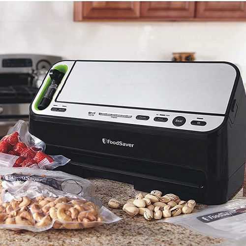 Today Only! Save BIG on Foodsaver Vacuum Sealer, Vacuum Seal Roll, and Sous Vide BagsBags from $13.99 (Reg. $20+) – FAB Ratings!