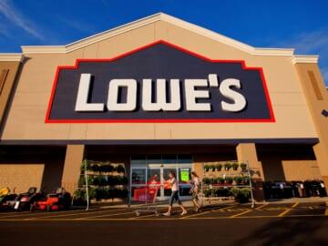 Lowes Store