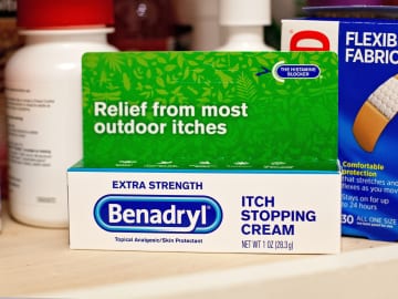 Benadryl Topical Anti-Itch Cream Just $1.19 At Publix - New Coupons! on I Heart Publix 1