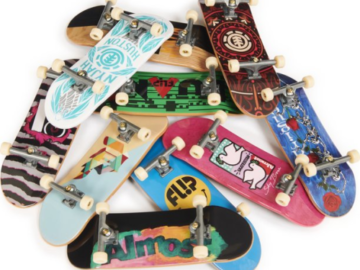 Walmart Black Friday! Tech Deck, DLX Pro 10-Pack of Collectible Fingerboards $15