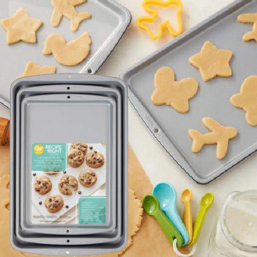 Set of 3 Wilton Recipe Right Nonstick Cookie Sheets $13.23 (Reg. $38) – $4.41 Each, Different sizes