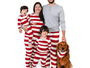 Today Only! Burt’s Bees Baby Matching Holiday Organic Cotton Pajamas for the Family from $5.07 – 5 K+ FAB Ratings! Includes Dog Bandanas