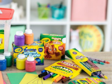 Walmart Early Black Friday! Crayola 90-Piece Colossal Creativity Tub $14.97 (Reg. $20.74)