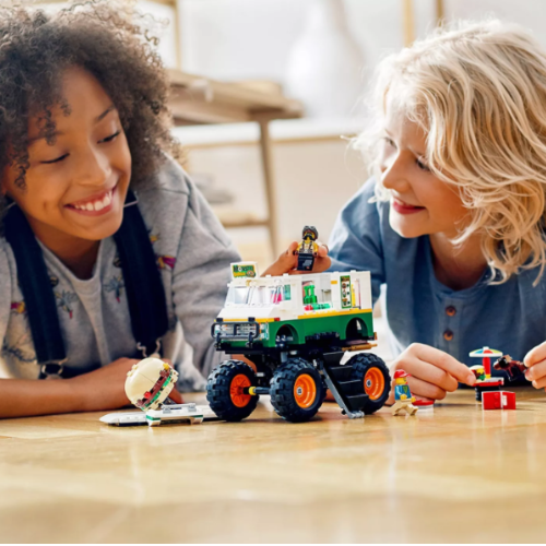 Target Black Friday! LEGO Creator 3-in-1 Monster Burger Truck Building Kit 499-Piece $23.36 (Reg. $40.99)