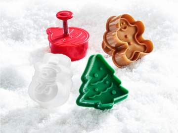 4-Piece Christmas Cookie Cutters $6.99 After Code (Reg. $20) | $1.75 each!