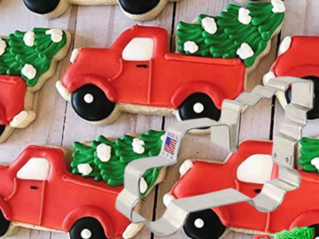 Extra Large Vintage Pickup Truck with Christmas Tree Cookie Cutter, 5″ $7 (Reg. $11) – FAB Ratings! 2.3K+ 4.8/5 Stars!