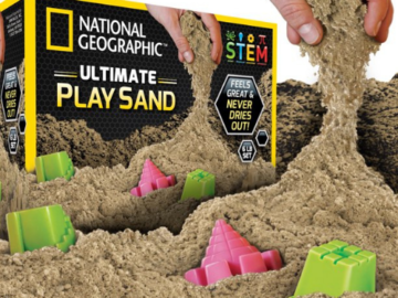 6LBS National Geographic Play Sand with 6 Castle Molds $13.33 (Reg. $27.97)