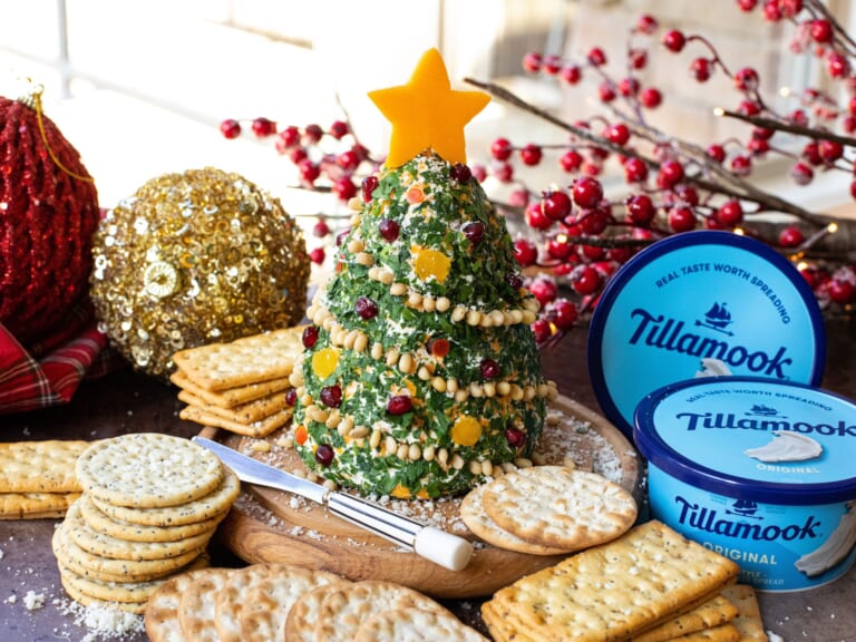 Serve Up This Tillamook Christmas Tree Cheese Ball At Your Holiday Gathering (+ Earn A Publix Gift Card)