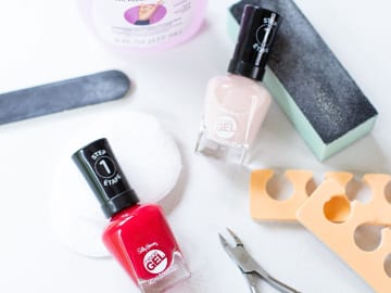 Sally Hansen Miracle Gel Nail Polish Just $4 Per Bottle At Publix