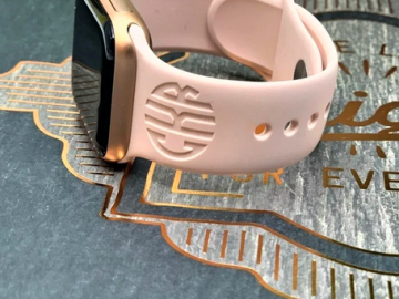 Personalized Circular Apple Watch Band only $12.99 shipped!