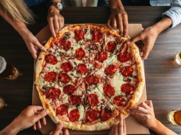 National Pizza Day Discounts & Rewards