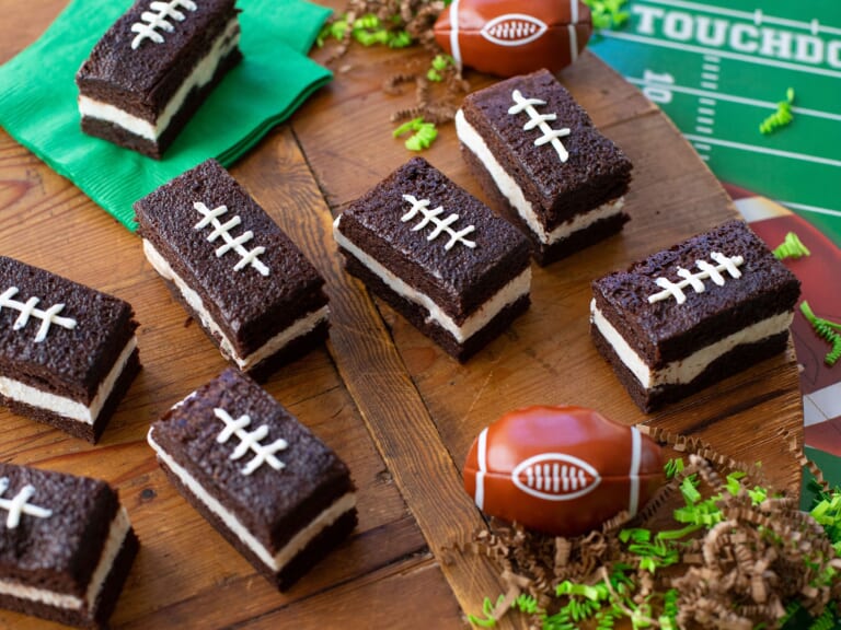 Celebrate The Big Game With A BOGO Sale On Breyers At Publix – Try My Game Day Brownie Ice Cream Sandwiches