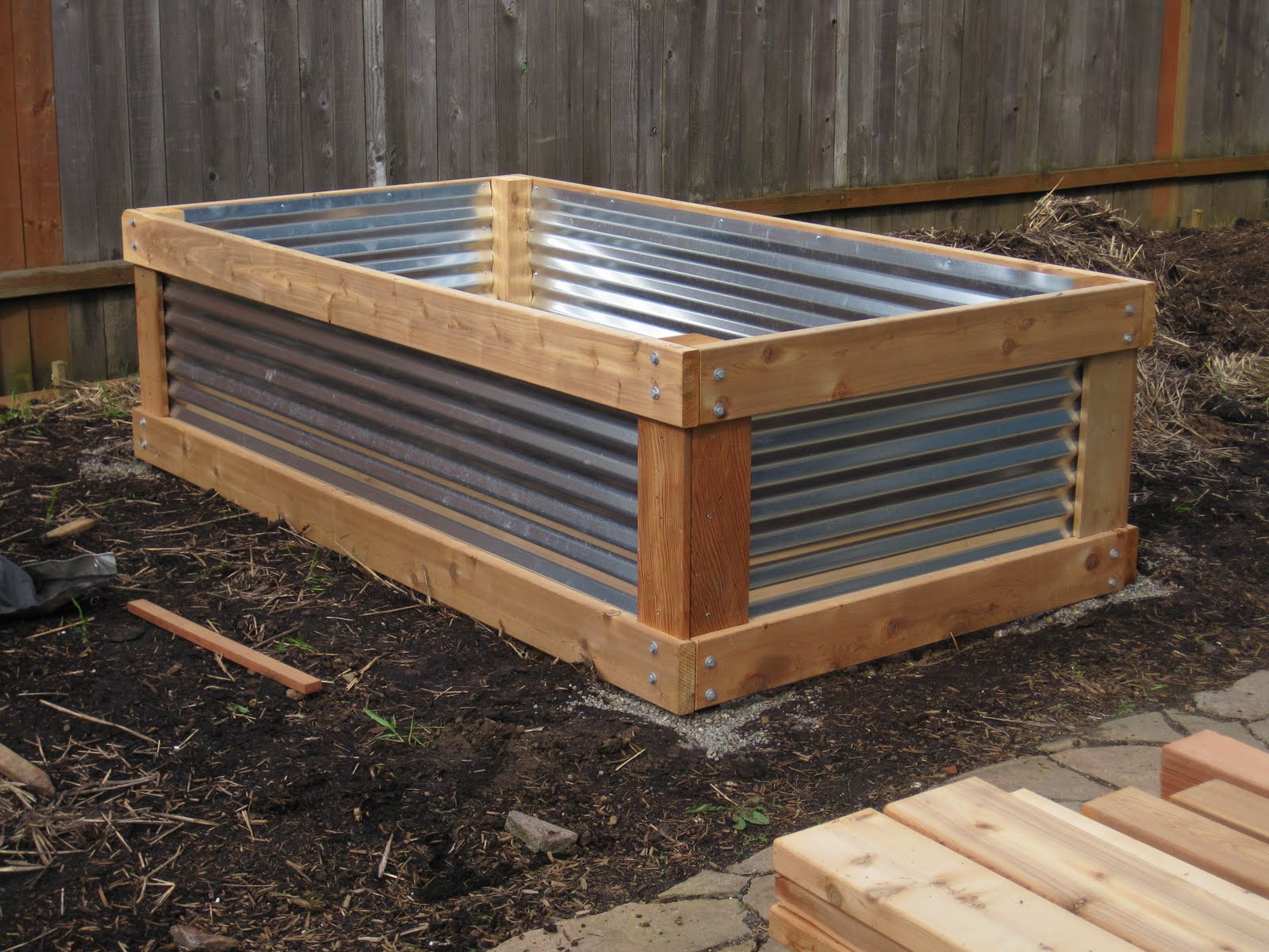 corrugated-alluring-garden-bed