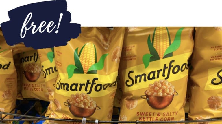 Money Maker Smartfood Popcorn at Publix