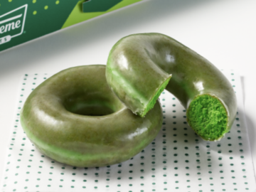 Free Green Doughnut at Krispy Kreme on March 16-17, 2022!