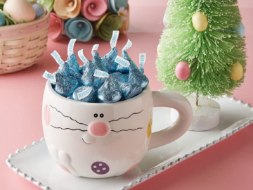 400-Piece Hershey’s Kisses, Blue as low as $15.14, Pink $19.73 Shipped Free (Reg. $23.99) | $0.04 each BOTH colors are FAB for Easter!