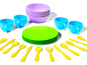 Green Toys Dish Set Closed Box