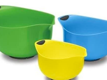 Set of 3 Cuisinart Mixing Bowls only $9.99!