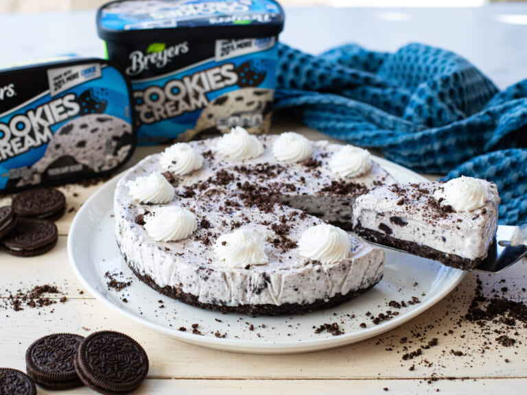 Treat Mom With A Cookies & Cream Ice Cream Pie – Save Now At Publix