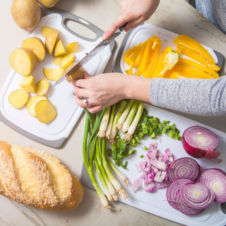 TWO Sets of 3 Kitchen Cutting Boards $13.67 PER SET (Reg. $18) + Free Shipping – 29K+ FAB Ratings! 3 Sizes, with juice grooves