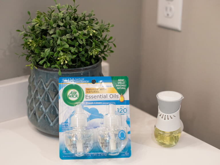 Air Wick Scented Oil Refills Just $2.49 At Publix ($1.25 Per Refill)