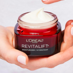 Free Sample of L’Oreal Paris Triple Power Anti-Aging Moisturizer!