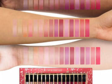 Macy’s Black Friday! 15-Piece Lip Gloss Set $10 (Reg. $25) – $0.67 each!