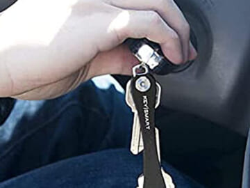 Compact Minimalist Pocket-Sized Key Holder and Key Organizer $13.79 (Reg. $25) – 3 Colors! FAB Ratings!