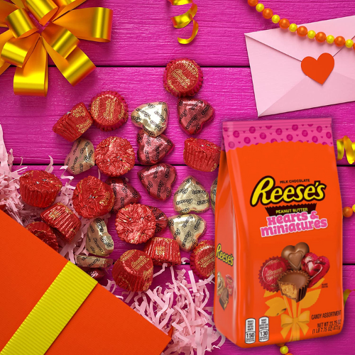 REESE’S Miniatures and Hearts Milk Chocolate Peanut Butter Candy, 23.75 Oz $9.07 (Reg. $11) – Great Valentine’s Day Gift