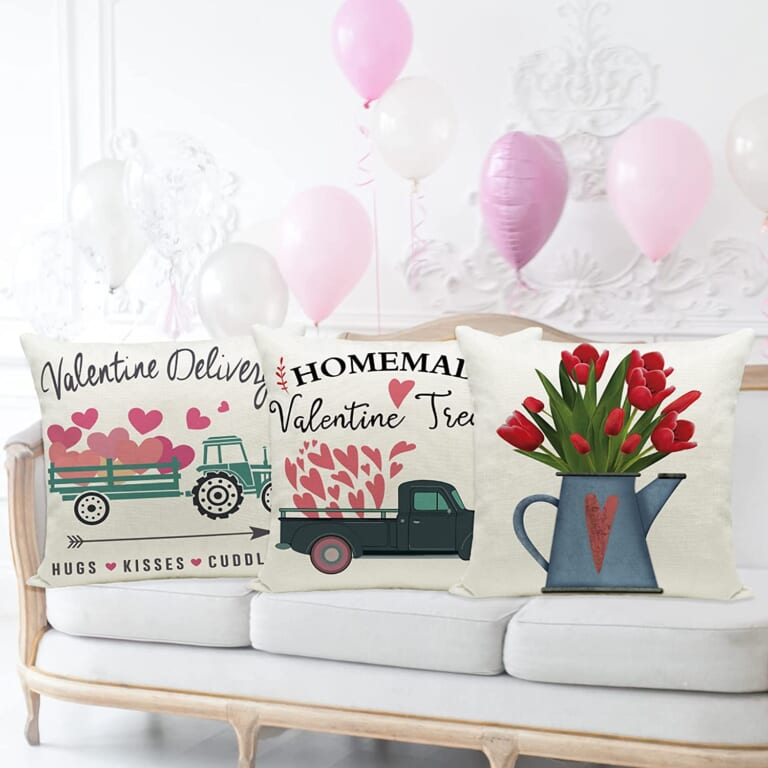 Set of 4 Valentine’s Day Pillow Covers with Cute Prints, 18×18 Inches $9.99 (Reg. $15) – $2.50/ Pillow Cover, FAB Ratings, Price Drop!