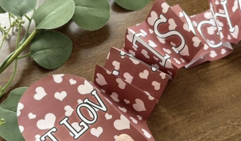 Free Printable Giant Accordion Fold “I Love You” Card