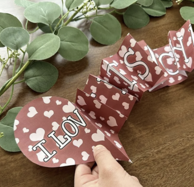 Free Printable Giant Accordion Fold “I Love You” Card