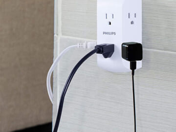 Philips Accessories 6-Outlet Extender with Resettable Circuit Breaker (White) $6 (Reg. $11) – FAB Ratings!