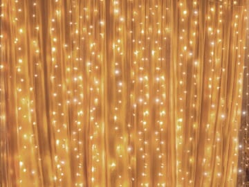 Window Curtain String Lights, 300-LED, Warm White $17.74 (Reg. $30) – 98.5K+ FAB Ratings! Indoor and Outdoor Use