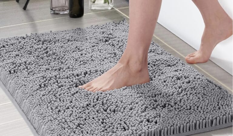 Super Soft Plush Chenille Bathmat just $9.09!