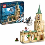 LEGO Harry Potter Hogwarts Courtyard