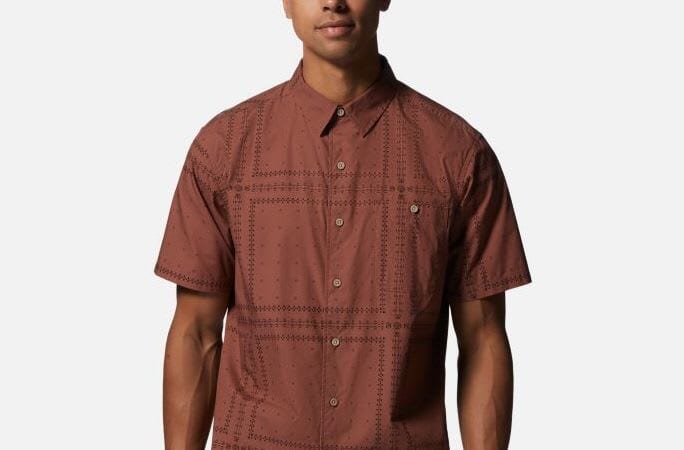 Mountain Hardwear Men's Big Cottonwood Shirt for $22 + free shipping