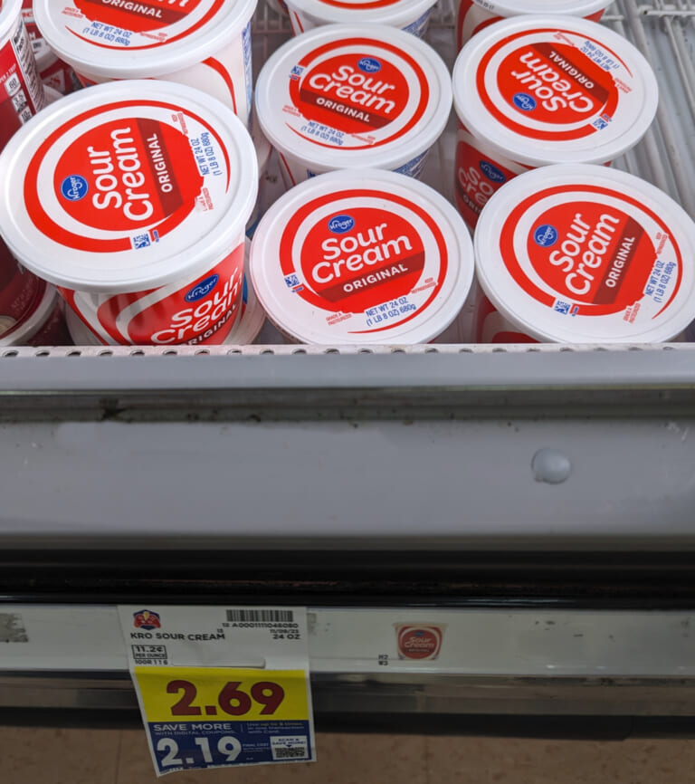 Get Kroger Sour Cream or Cottage Cheese For Just $2.19