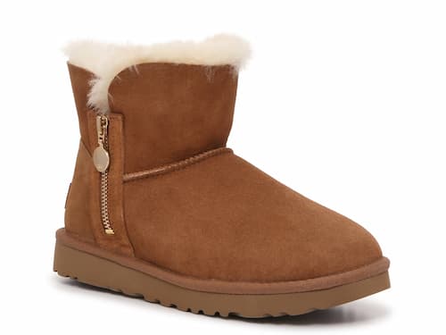 UGG Mini Bailey Booties in Chestnut