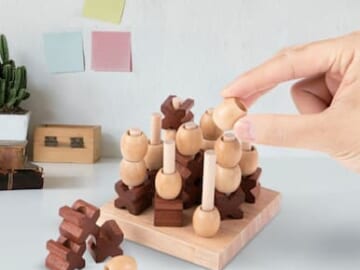 Wooden 3D Mini Tic Tac Toe Game for just $8.99 shipped! {Black Friday Deal}