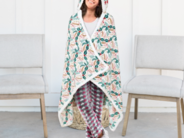 Macy’s Black Friday! Holiday Printed Hooded Throw with Hand Pockets $14 (Reg. $40) – Great for gifting
