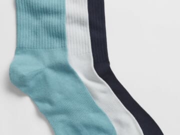 GapFit Men's Crew Socks 3-Pack for $4 + free shipping