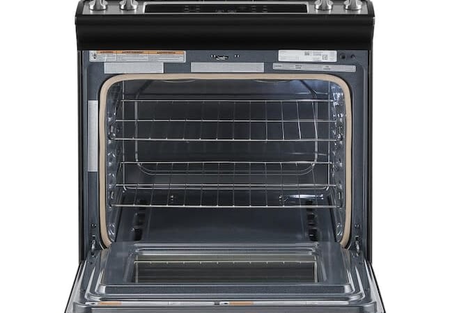 Whirlpool 30" 4-Burner 5-Cubic Foot Slide-In Natural Gas Range for $899 + free shipping