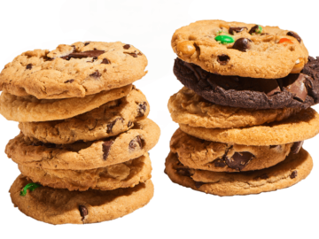 Insomnia Cookies Cookie: free or deluxe for $1