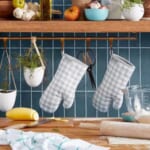 KitchenAid Gingham Cotton Oven Mitt Set