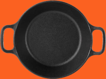 Lodge Cast Iron Round Pan, 8 inches $12.90 (Reg. $22.50) – With Handles