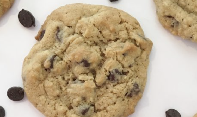 Gooey Chocolate Chip Cookies with Whole Wheat Flour (A Family Favorite!) + Free Printable Gift Tags