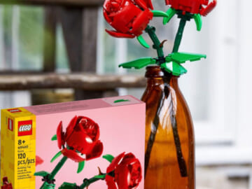 Lego Roses Building Kit, 120-Piece $12.97 (Reg. $15)